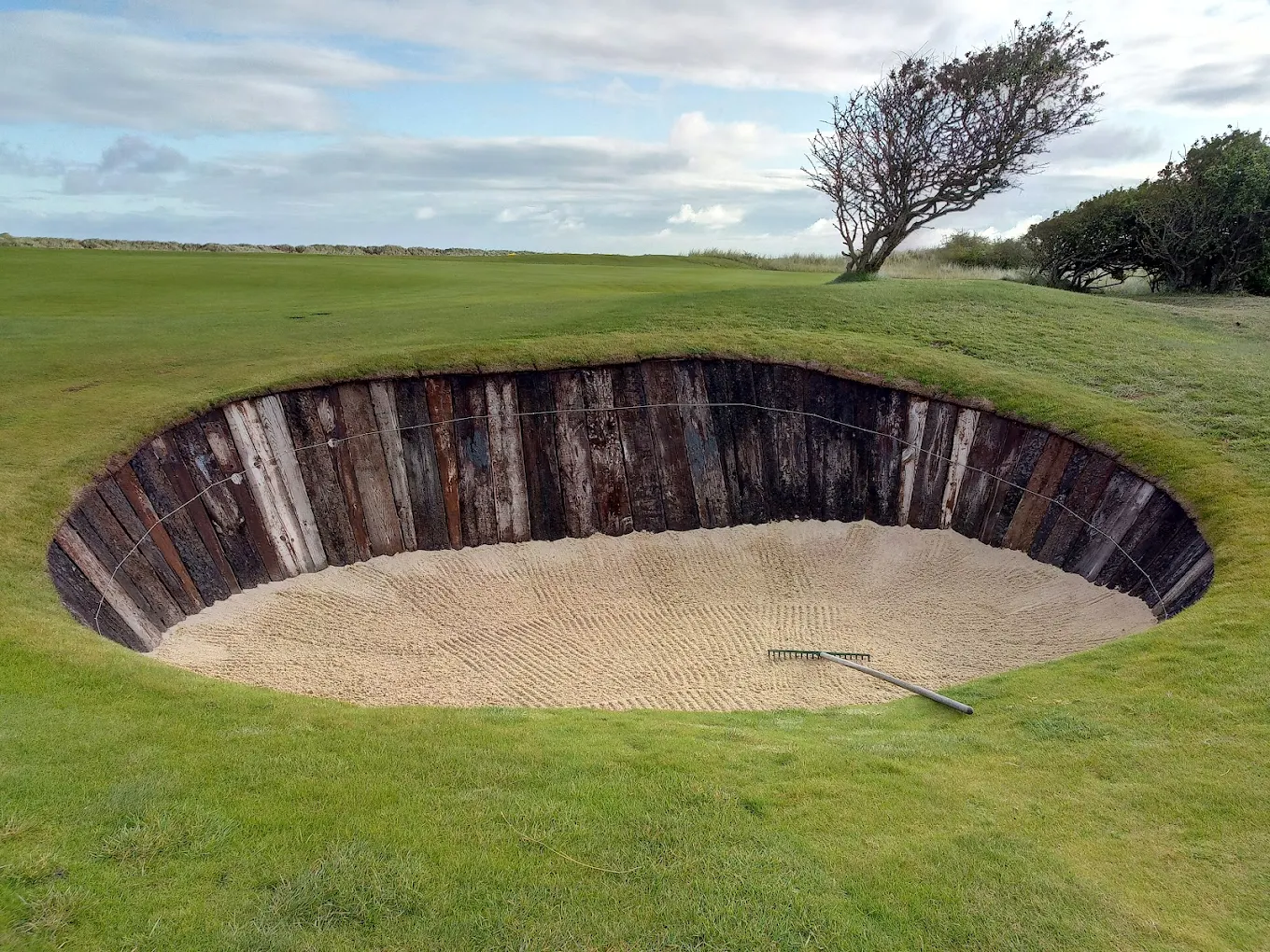 Royal West Norfolk Golf Club (Brancaster, Norfolk, England) Royal West Norfolk Golf Club (Brancaster, Norfolk, England), course feature and holes