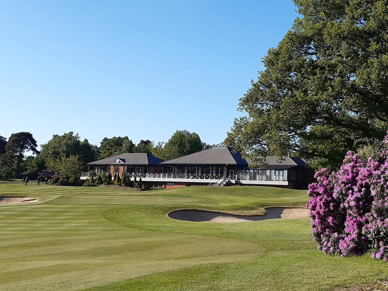 Bearwood Lakes Golf Club (Sindlesham, Berkshire, England) Bearwood Lakes Golf Club (Sindlesham, Berkshire, England), course features and holes