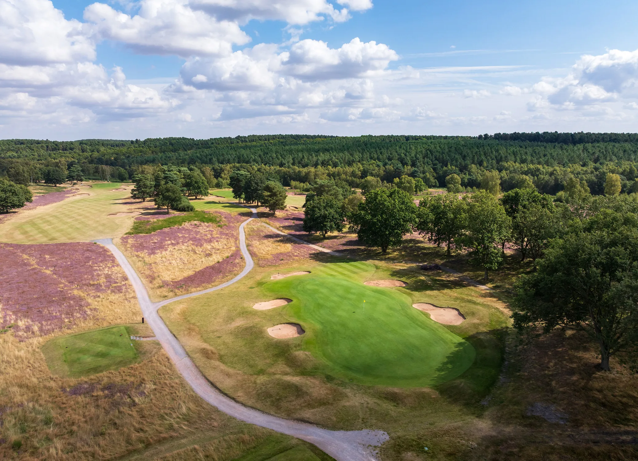 Sherwood Forest Golf Club (Mansfield, Nottinghamshire, England) Sherwood Forest Golf Club (Mansfield, Nottinghamshire, England), course features and holes