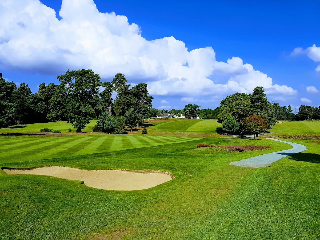 Wentworth Golf Club West Course (Virginia Water, Surrey, England) Wentworth Golf Club West Course (Virginia Water, Surrey, England), course features and holes