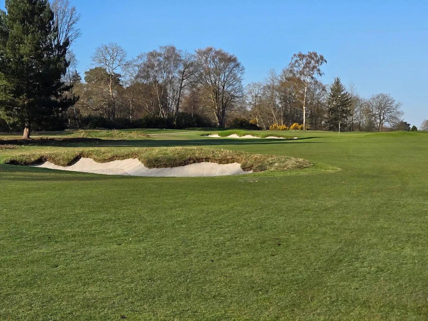 North Hants Golf Club (Fleet, Hampshire, England) North Hants Golf Club (Fleet, Hampshire, England), course features and holes