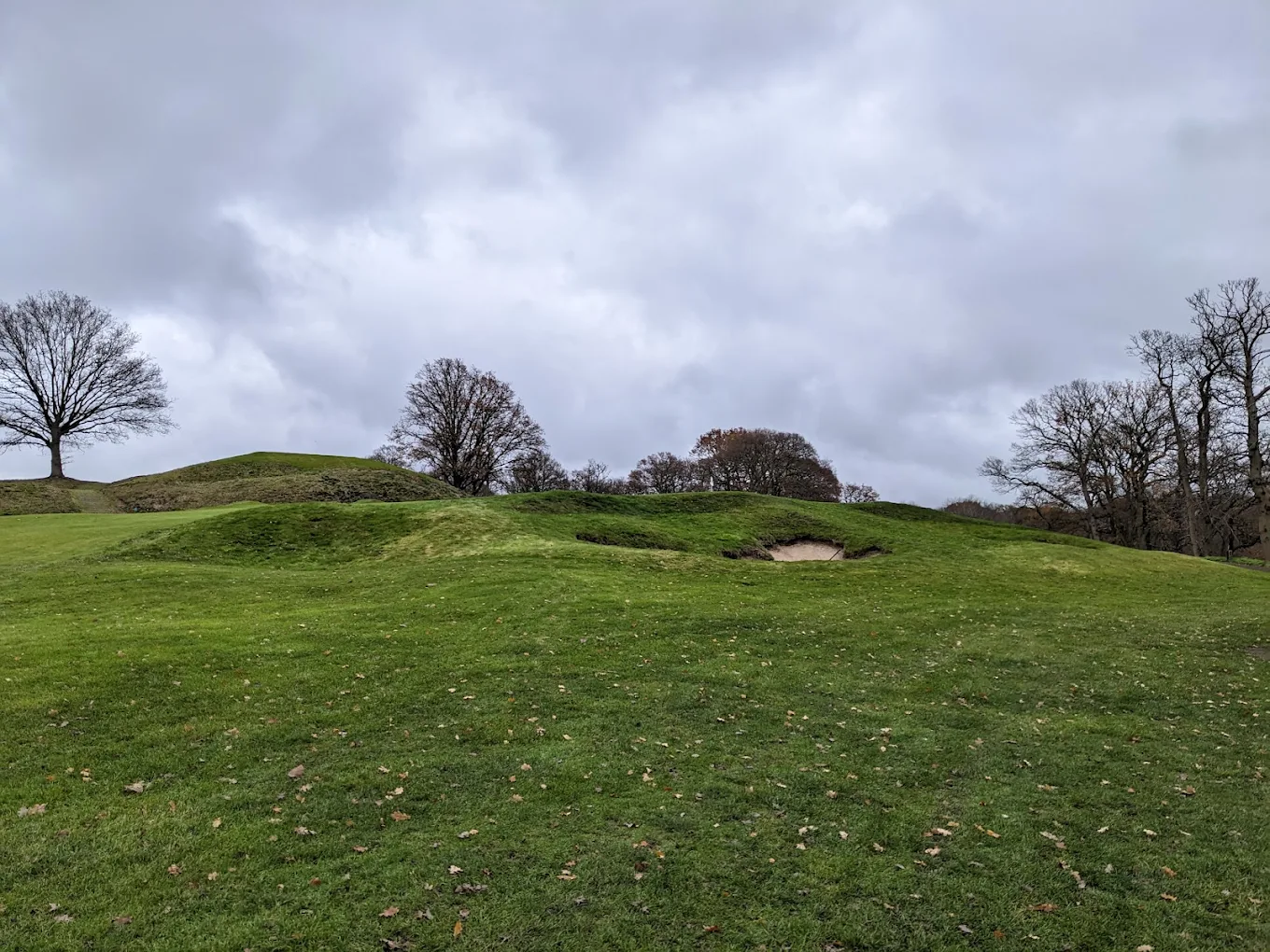 Royal Wimbledon Golf Club (Surrey, England) Royal Wimbledon Golf Club (Surrey, England), course features and holes