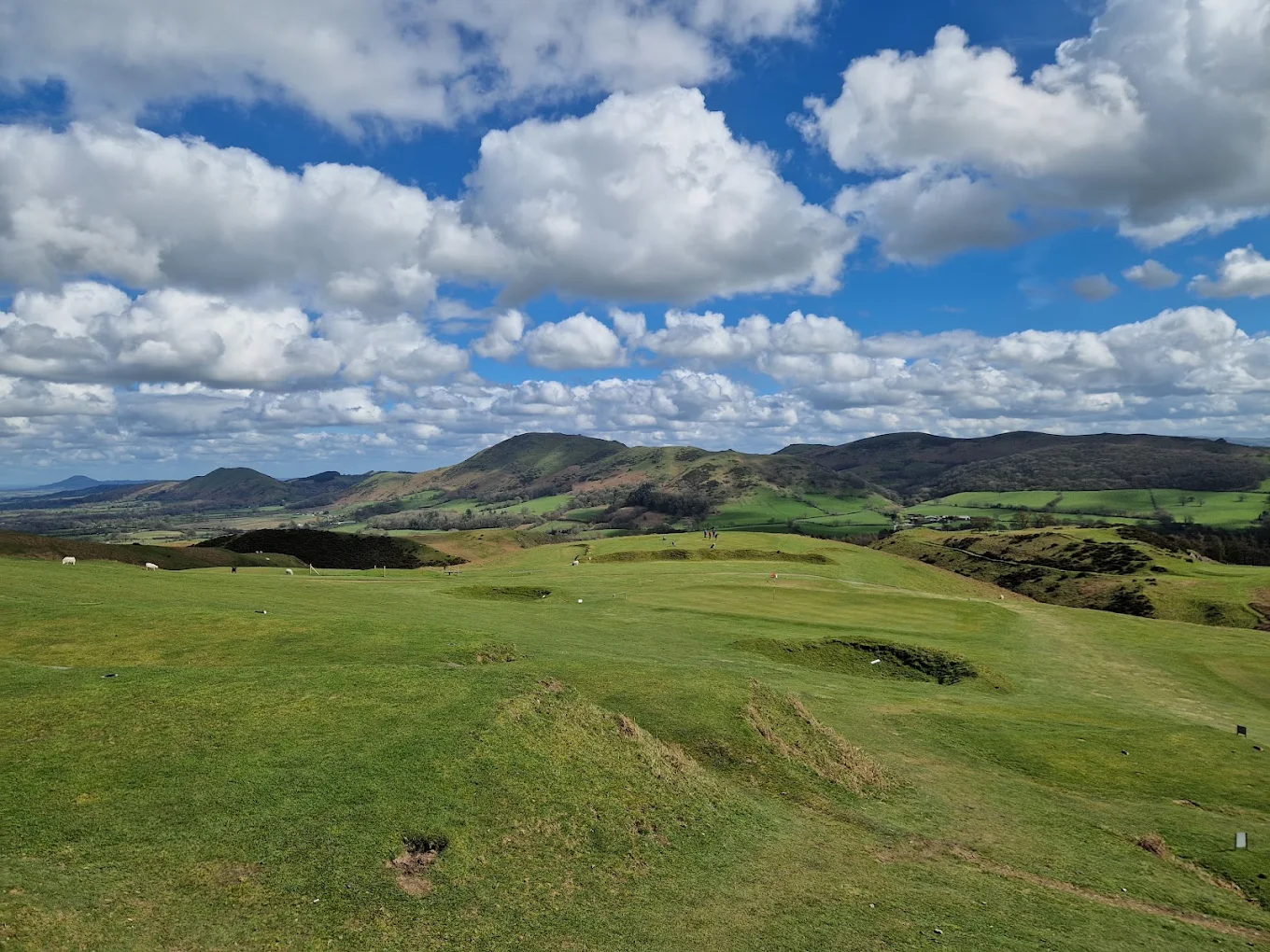 Church Stretton Golf Club (Church Stretton, Shropshire, England) Church Stretton Golf Club (Church Stretton, Shropshire, England), course features and holes