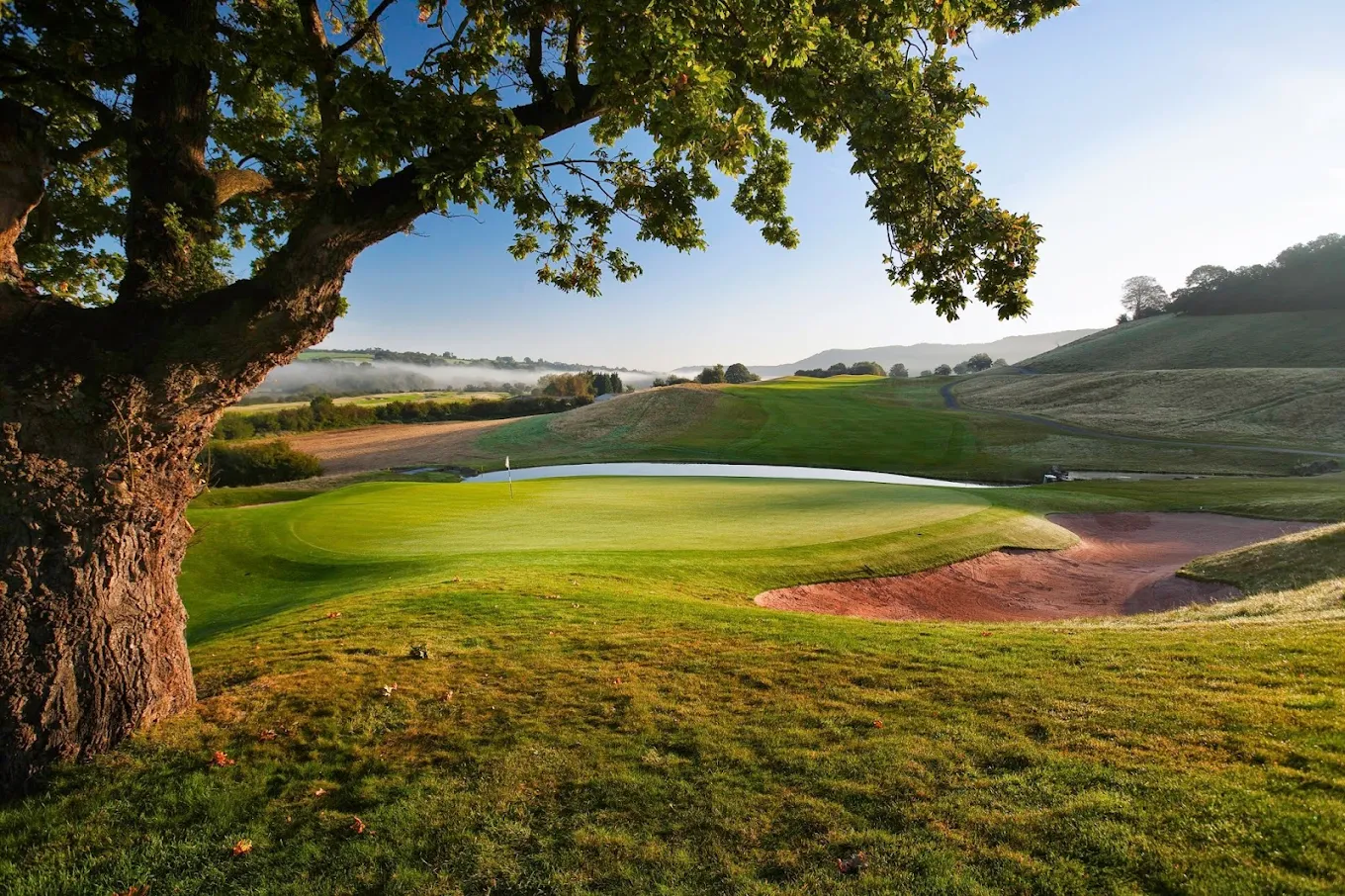 The Celtic Manor Resort - Twenty Ten Course (Newport, Newport, Wales), course features and holes
