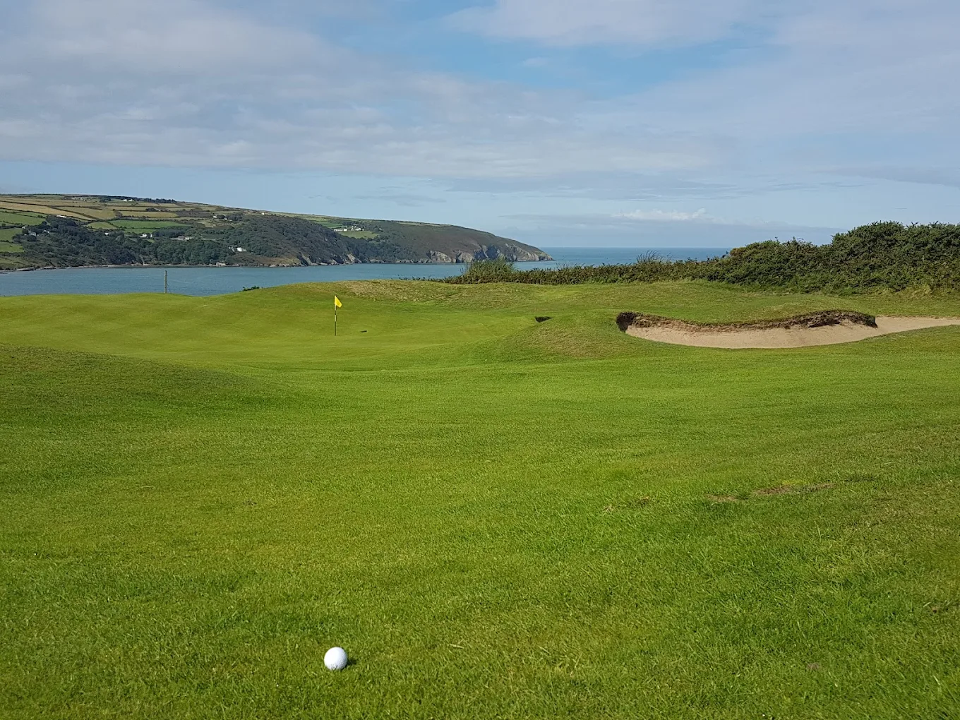 Cardigan Golf Club (Cardigan, Ceredigion, Wales), course features and holes